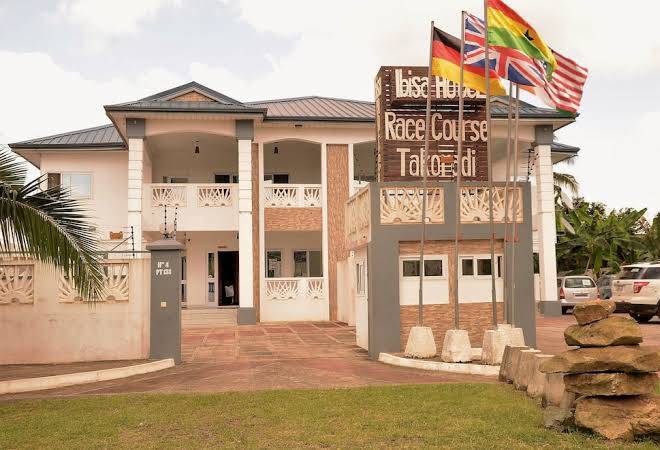 Ibisa hotel takoradi