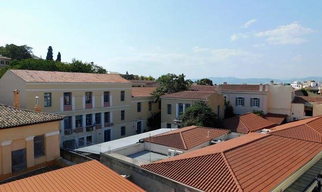 101 adrianou luxury urban stay