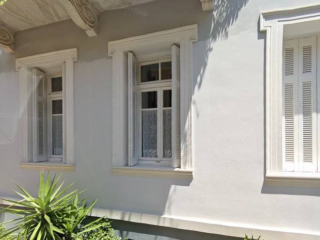 Athenian niche in plaka
