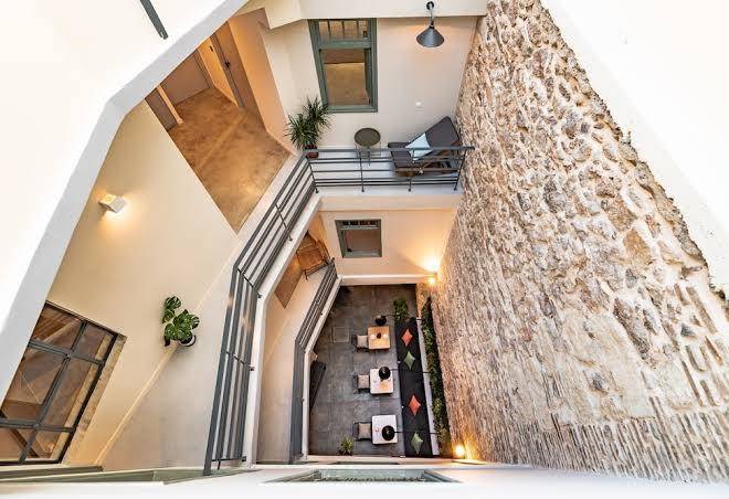 Athens hub hostel