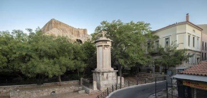 Plaka arch suites