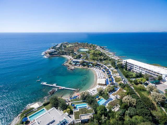 Grand resort lagonissi athens
