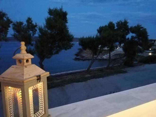 Sea Satin Sounio Image