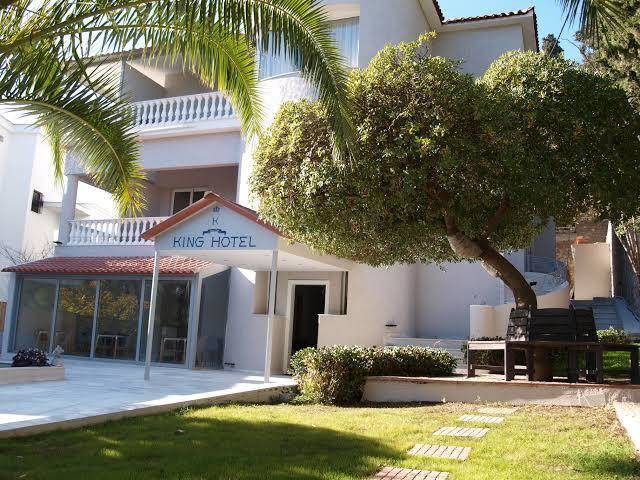 King lodge luxury accommodation