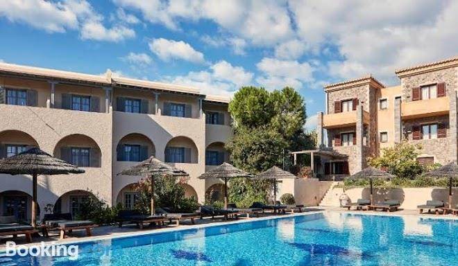 Angelina Aegina Boutique Escape Image