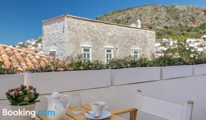 Leto hotel hydra