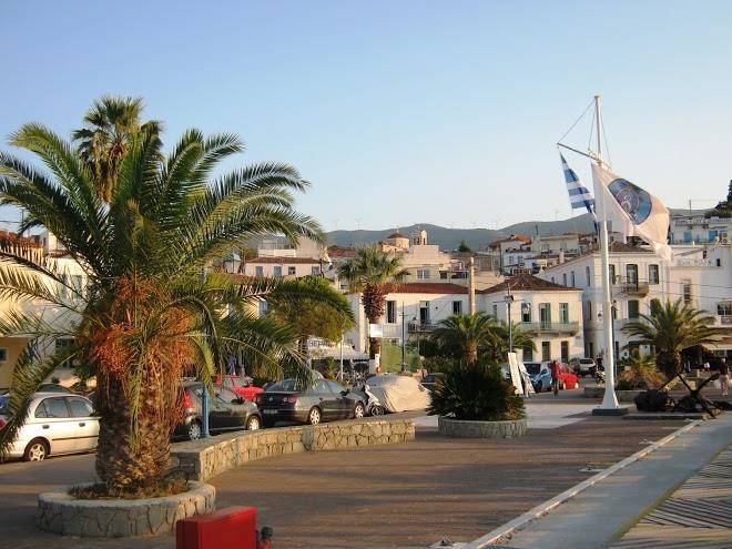 Poros town