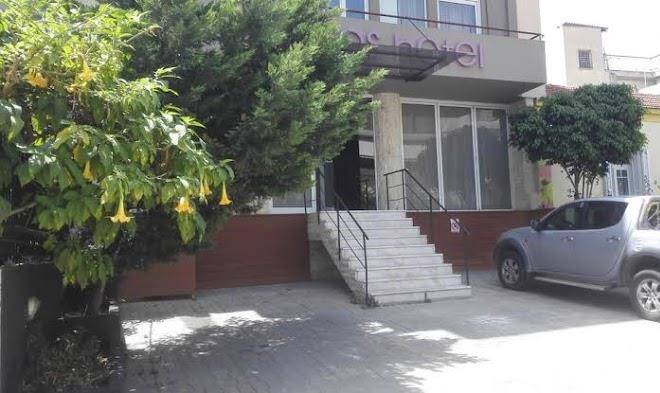 Feevos hotel