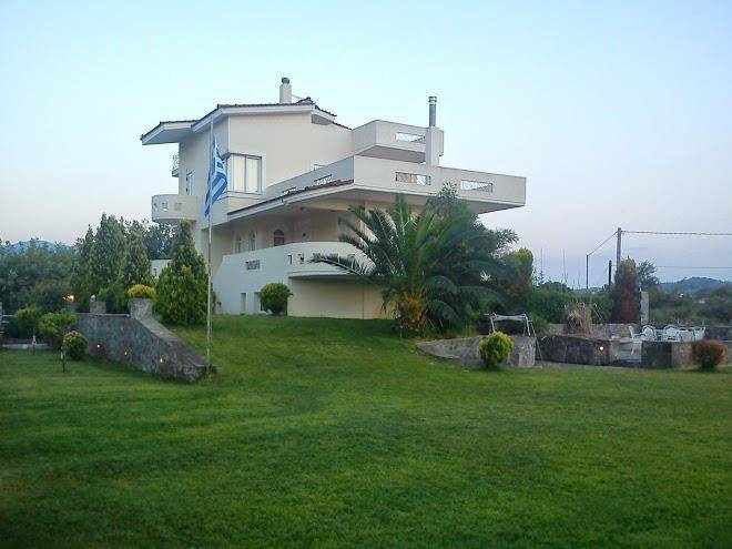 Agiokampos luxurious resort