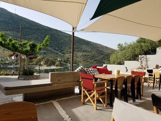 Evia silence