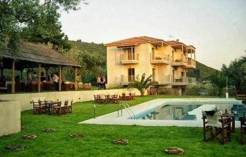 Hotel yades