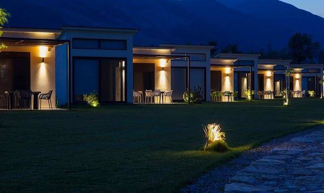 Elia suites