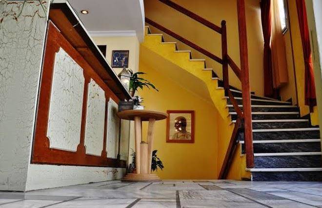 Iniohos hotel