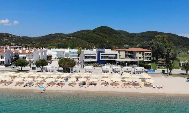 Akti toroni boutique hotel