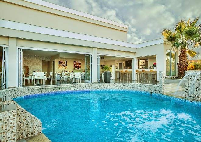 Anna hotel