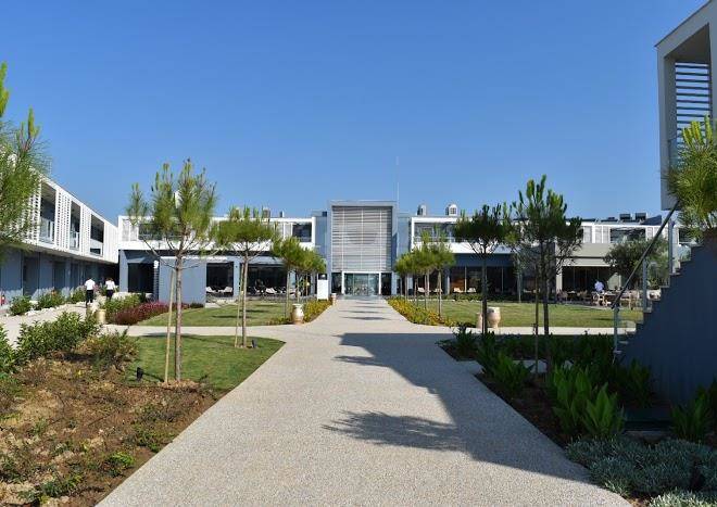 Blue lagoon palace
