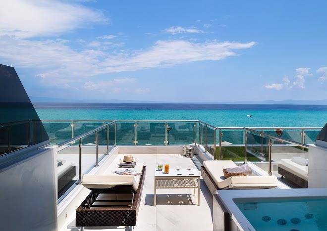 Sea level hotel