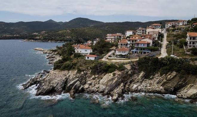 Zennova 1 mount athos & sea view