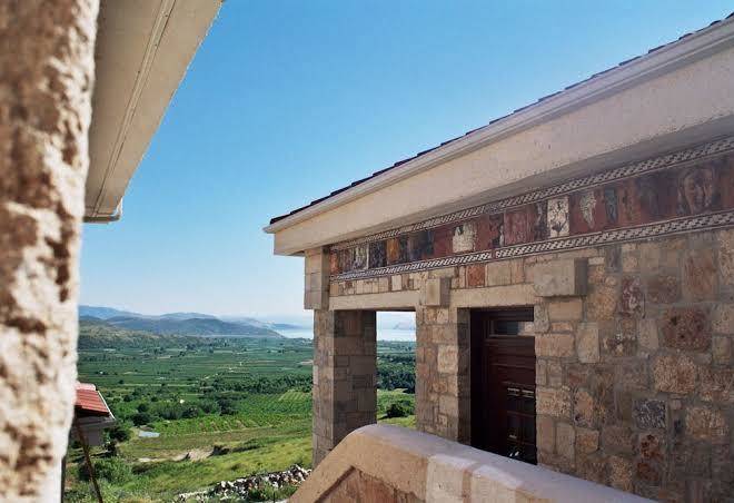 Leventis art suites