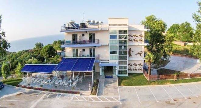 12 olympian gods hotel