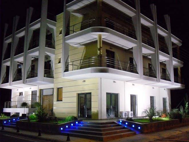 Otel enastron