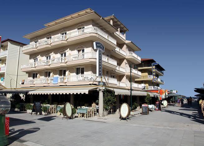 Parthenon art hotel
