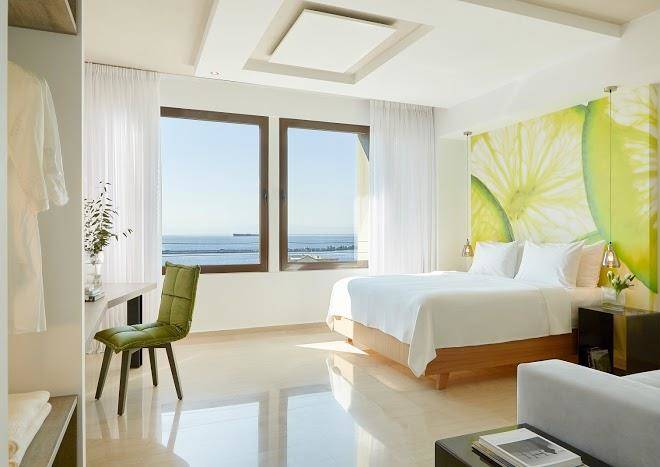 Cyan luxury suites