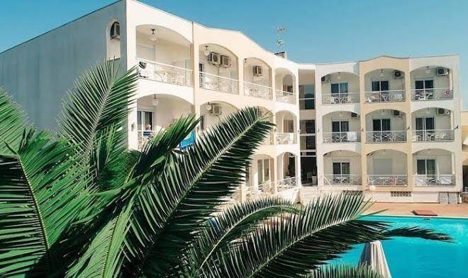 Stavros beach hotel