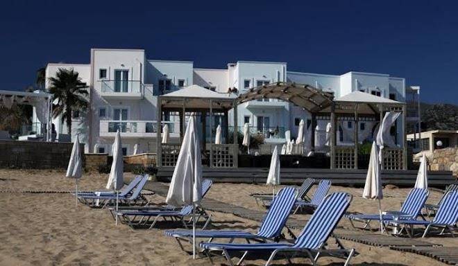 Akrogiali beach hotel