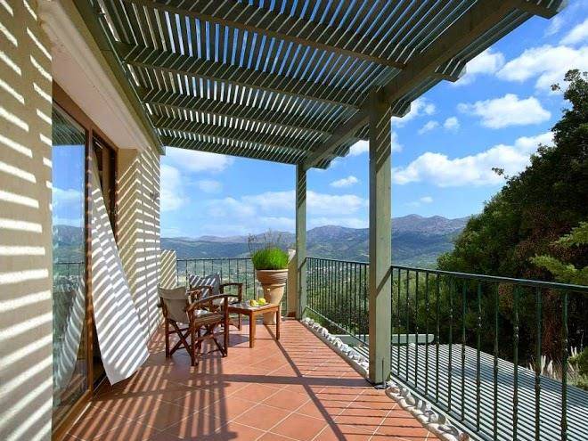 Country hotel velani
