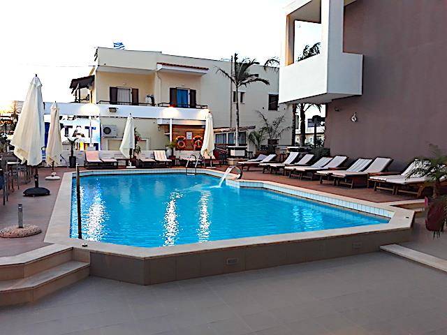Dionyssos hotel