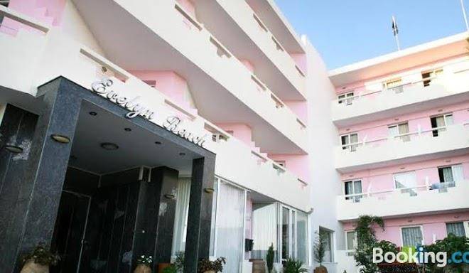 Evelyn beach hotel
