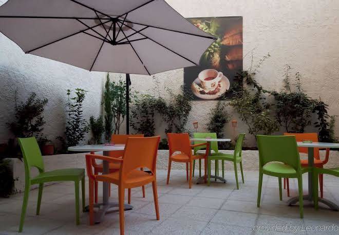 Life boutique hotel
