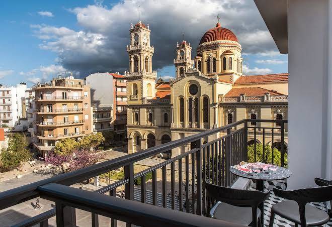 Metropole urban hotel