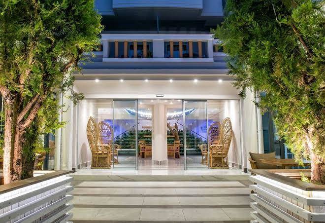 Senses blue boutique hotel