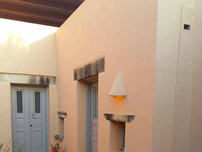 The old kafenion b&b
