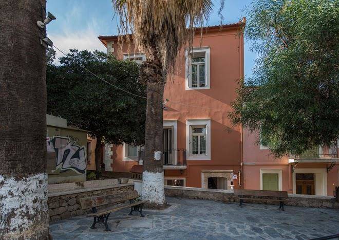 Elia portou due