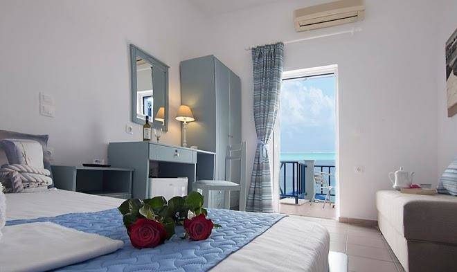 Lotos seaside hotel