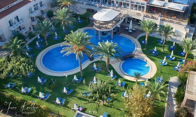 Selini suites