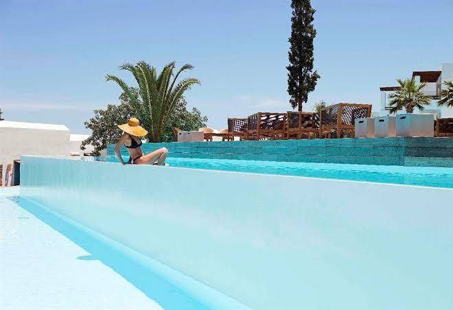 Aquila hotels sa