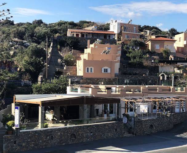 Hotel kavousanos