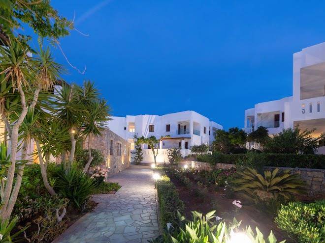 Maritimo beach hotel