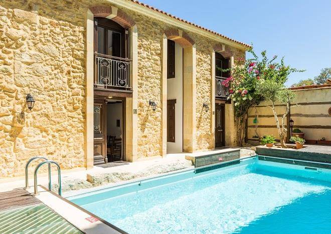 Creta seafront residences
