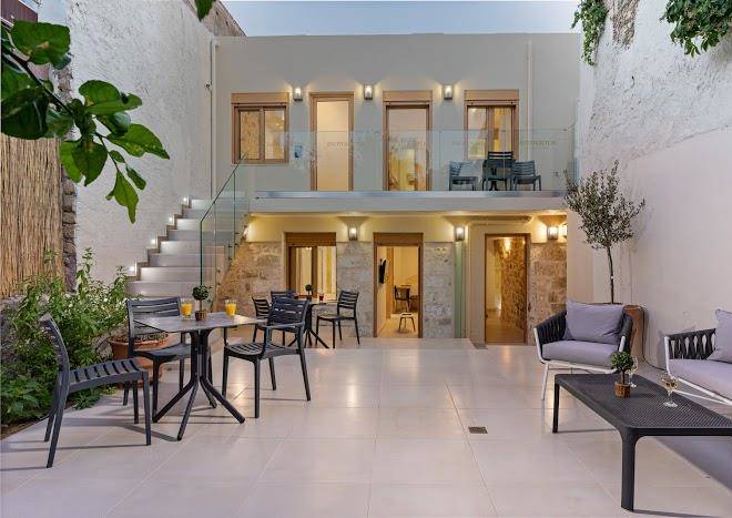 Erotokritos city luxury suites