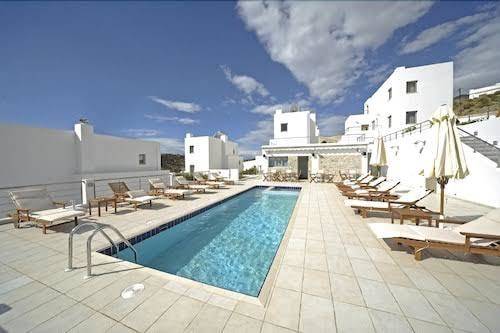 Lenikos resort
