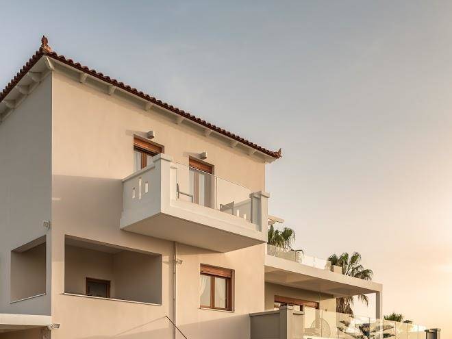 Tsourlakis residence