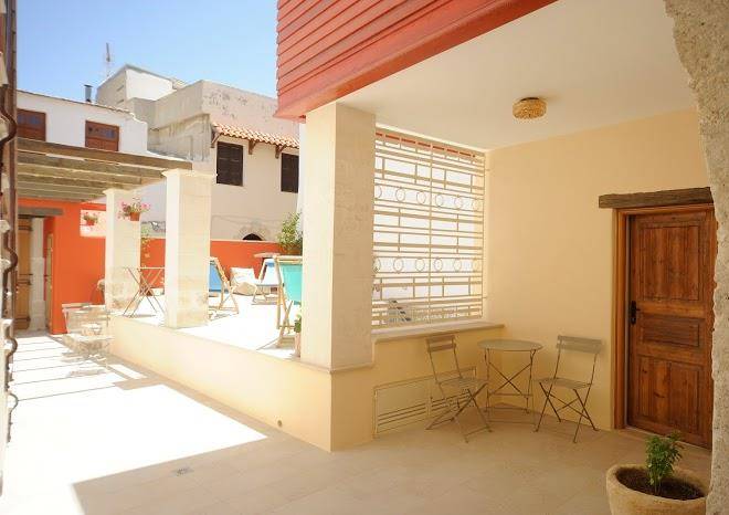 Veranda rossa suites