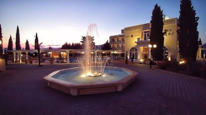 Hotel kouros