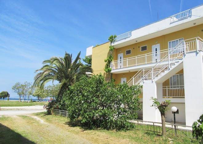 Hotel karayiannis