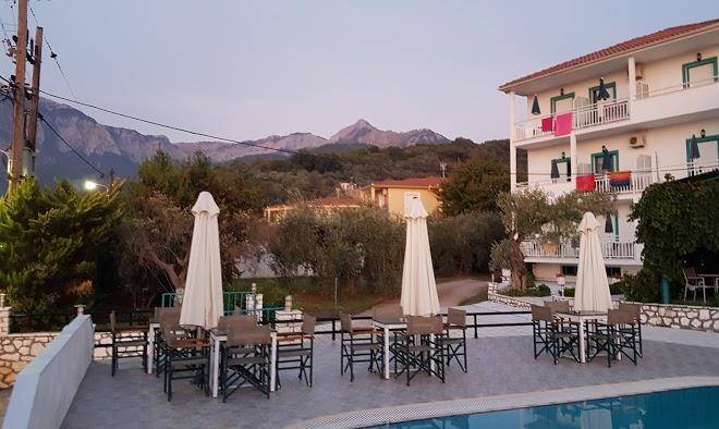 Dimitris hotel